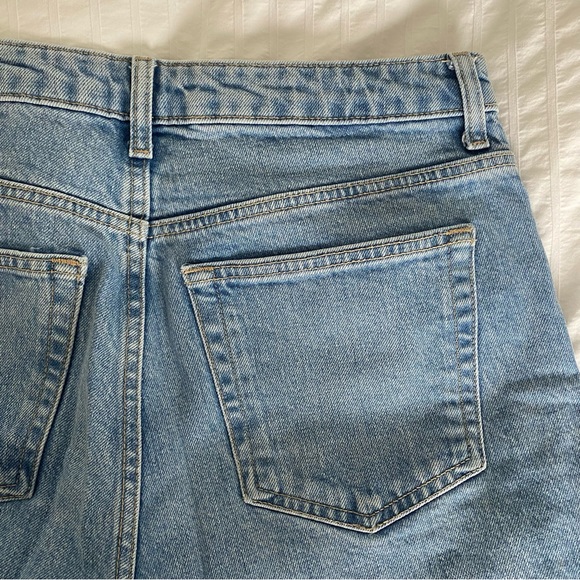 Light-Washed Topshop High-Waisted Straight-Leg Jeans - Picture 4 of 5